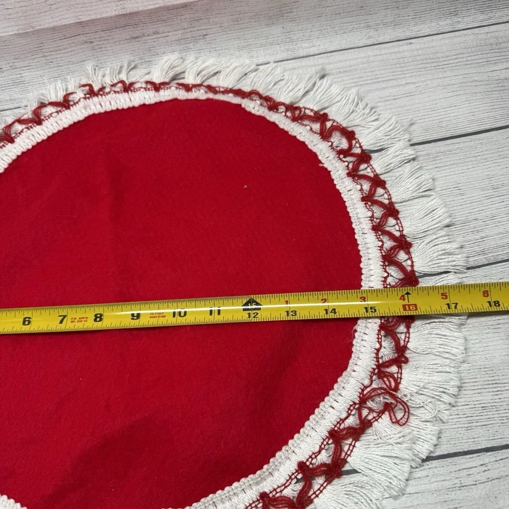 3 Vintage Christmas Doilies Centerpiece Granny Core Tassels Felt Round Doily